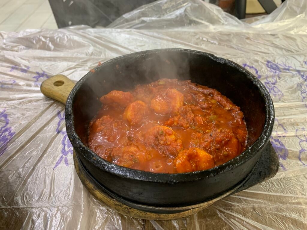 Budget Itinerary for Saudi Arabia. Prawns Sanouna at a Yemeni restaurant at Al Ula