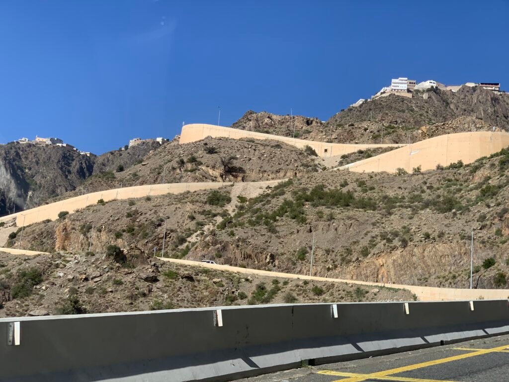 More road bends and nearing the top of the mountain to Soudah