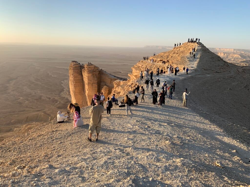 Budget Itinerary for Saudi Arabia. Awaiting Sunset at the Edge of the World Tour near Riyadh in Saudi Arabia