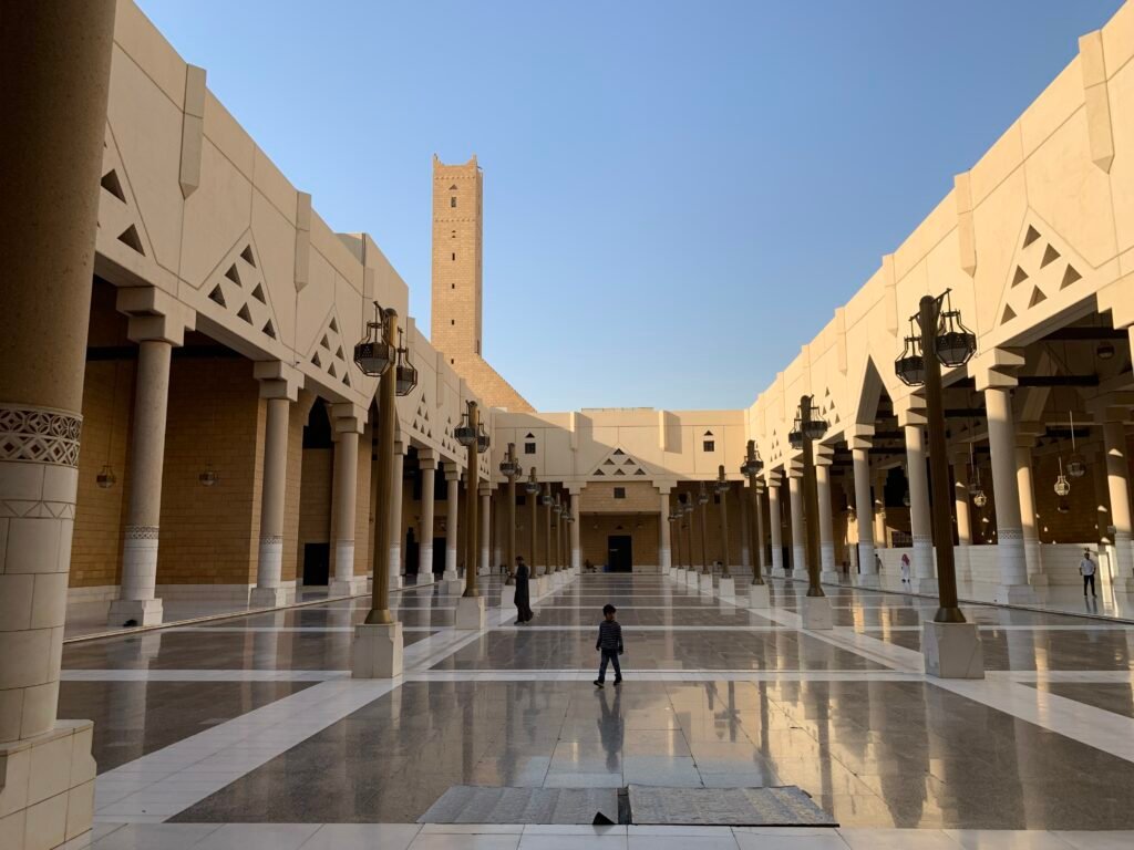 16Days Saudi Arabia Itinerary. The Courtyard of the Imam Turki Bin Abdullah Grand Mosque in the vicinity west of Al Masmak Fortress.