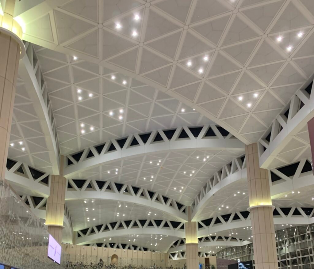 16days Saudi Arabia Itinerary Always liked the roof of the King Khalid International Airport in Riyadh. This one is taken at the departure hall when I am leaving.