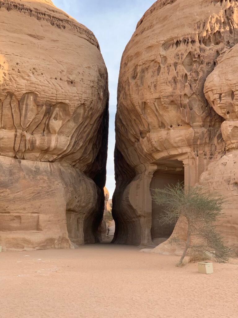 16days Saudi Arabia Itinerary. At Jabal Ithlib, and the walk between the rocks