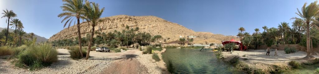 Budegt Itinerary Oman. The first pool at Wadi Bani Khalid