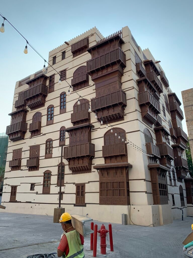 Another Al Balad block of apartments worthy of the UNESCO World Heritage status