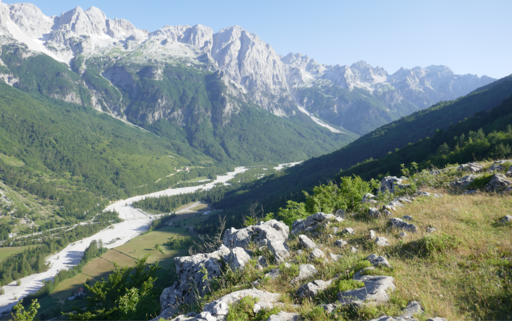 Budget Itinerary Albania. At an unmarked trail in Valbona